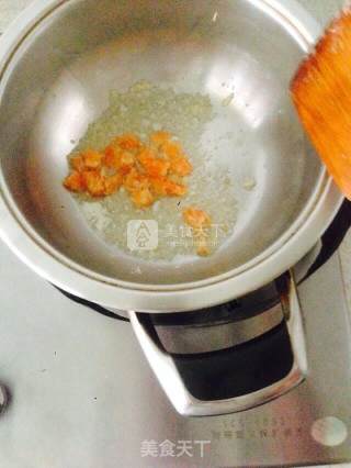 上汤娃娃菜的做法步骤：1