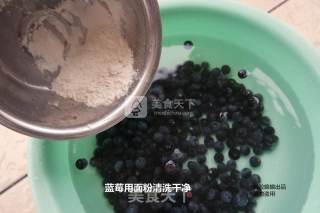 自制蓝莓酱的做法步骤：2