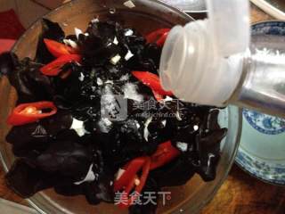 无油烟厨房-腐竹拌木耳的做法步骤：9
