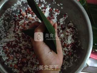 儿时的最爱--花生红豆粽子的做法步骤：6