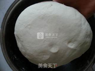 如何捏出漂亮的包子褶------仅供参考的做法步骤：1
