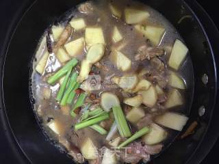 脆排炖土豆的做法步骤：13
