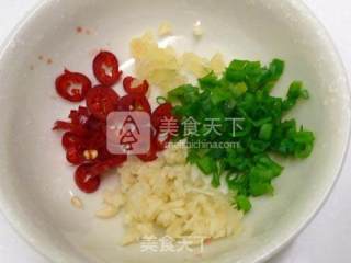 冰镇苦瓜佐五味酱 ♥ 哈哈苦瓜 1的做法步骤：4