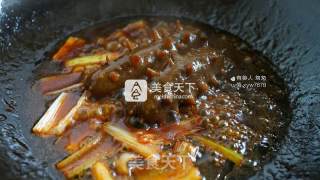 葱烧海参——海参的家常做法的做法步骤：4