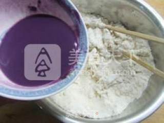 紫薯银丝卷的做法步骤：3
