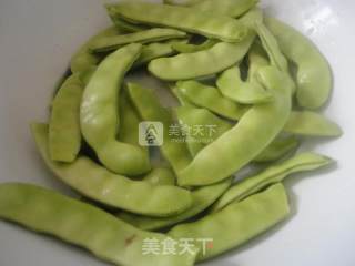 豆角丝炒肉的做法步骤：1
