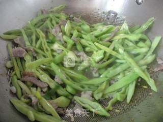豆角丝炒肉的做法步骤：7