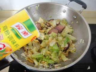 腊肉手撕甘蓝的做法步骤：11