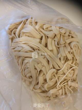 茄子肉末干拌面（2人份）的做法步骤：8