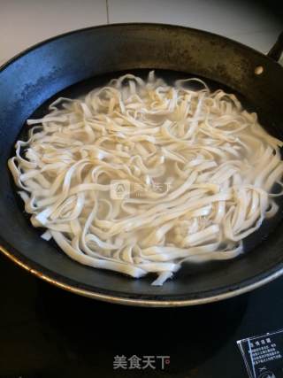 茄子肉末干拌面（2人份）的做法步骤：10