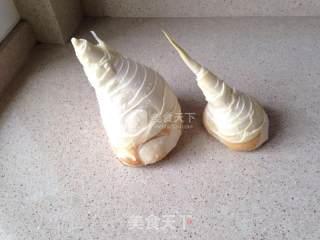 【夏笋炖土鸡】的做法步骤：1