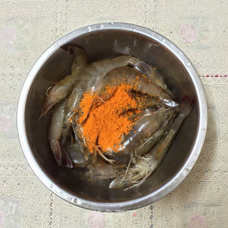 烤虾串的做法步骤：1