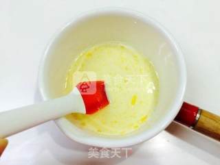 百香果酱冰激凌的做法步骤：4