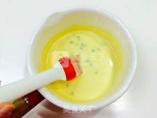 百香果酱冰激凌的做法步骤：7