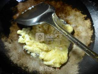 香菇鸡蛋炒五号菜的做法步骤：4