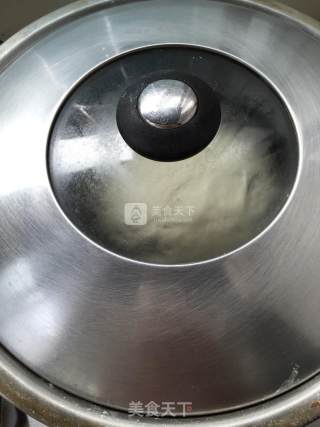 茴香猪肉饺子的做法步骤：2
