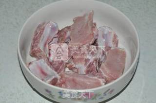 老干妈酱香排骨的做法步骤：2
