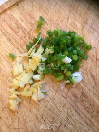 鲍鱼芹菜粥的做法步骤：4