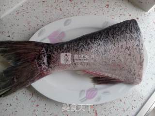 清炖花鲢鱼—自制的家庭简单做法的做法步骤：1