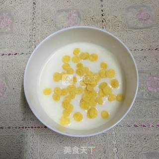 酸奶杯的做法步骤：2