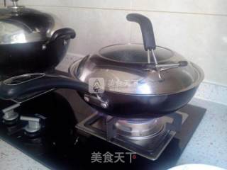 蒜薹炒肉+鸡蛋的做法步骤：6