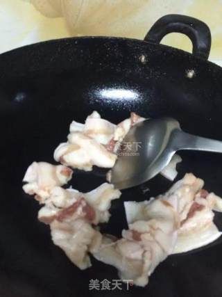 五花肉煸炒无筋豆的做法步骤：5