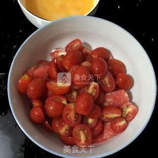 番茄炒蛋的做法步骤：2