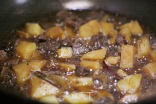 土豆炖牛肉的做法步骤：8