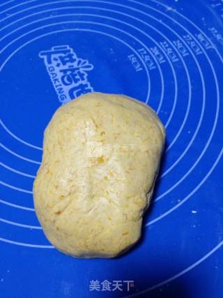 南瓜饼的做法步骤：2