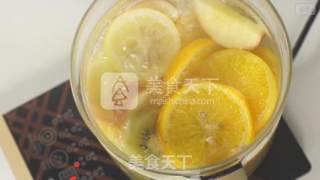 如何简单制作滋润养生水果茶的做法步骤：4