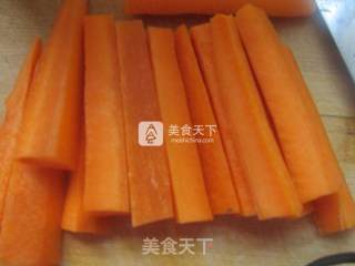 开胃小咸菜---酸辣泡菜的做法步骤：2