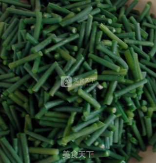 豇豆角炒肉—比干煸豇豆角还美味哦的做法步骤：1