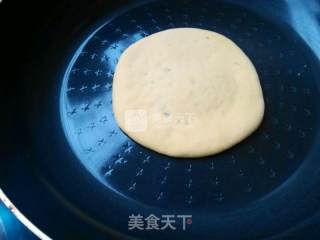 南瓜红糖发面饼的做法步骤：11