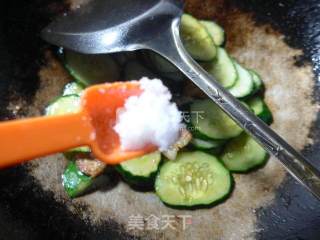 五花肉炒青瓜的做法步骤：7