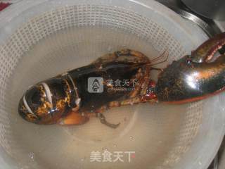 蒜蓉奶油烤龙虾的做法步骤：1