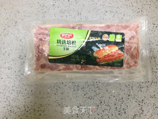 胡萝卜培根鸡蛋卷的做法步骤：1