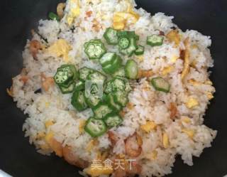 秋葵虾仁味噌蛋炒饭的做法步骤：6