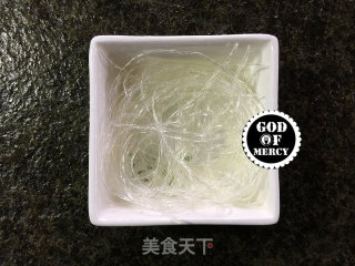 儿时的美味--营养滋补清炖黄颡鱼枸杞豆腐汤的做法步骤：4