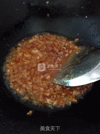 肉酱拌面的做法步骤：2