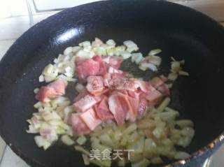 奶油蘑菇培根意面的做法步骤：4