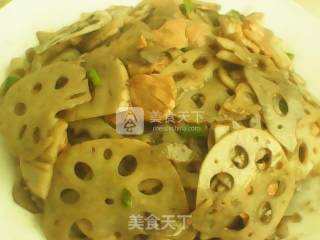 莲藕炒肉的做法步骤：5