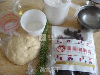 蔓越莓佛卡夏的做法步骤：1