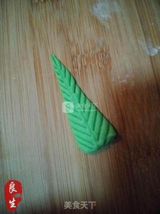 中点传奇—仙翁寿桃包的做法步骤：10