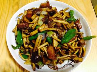 五花肉爆茶树菇的做法步骤：6