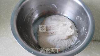 椒盐发面饼的做法步骤：2