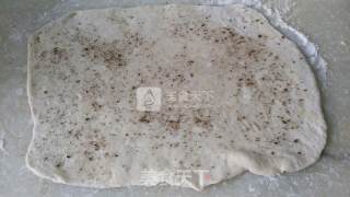 椒盐发面饼的做法步骤：4