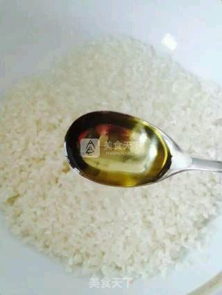 煲一碗上好的白粥的做法步骤：2