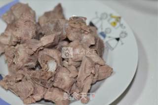 茶树菇遇到排骨的做法步骤：1