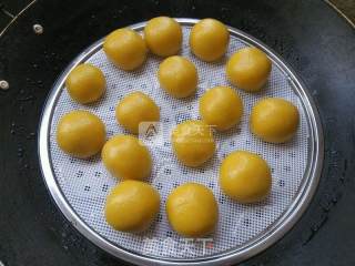 南瓜饼的做法步骤：9