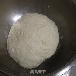 芝麻酱烧饼的做法步骤：1
